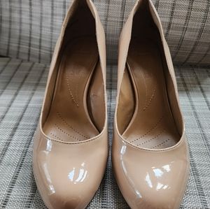 COPY - Clark's nude pump size 8